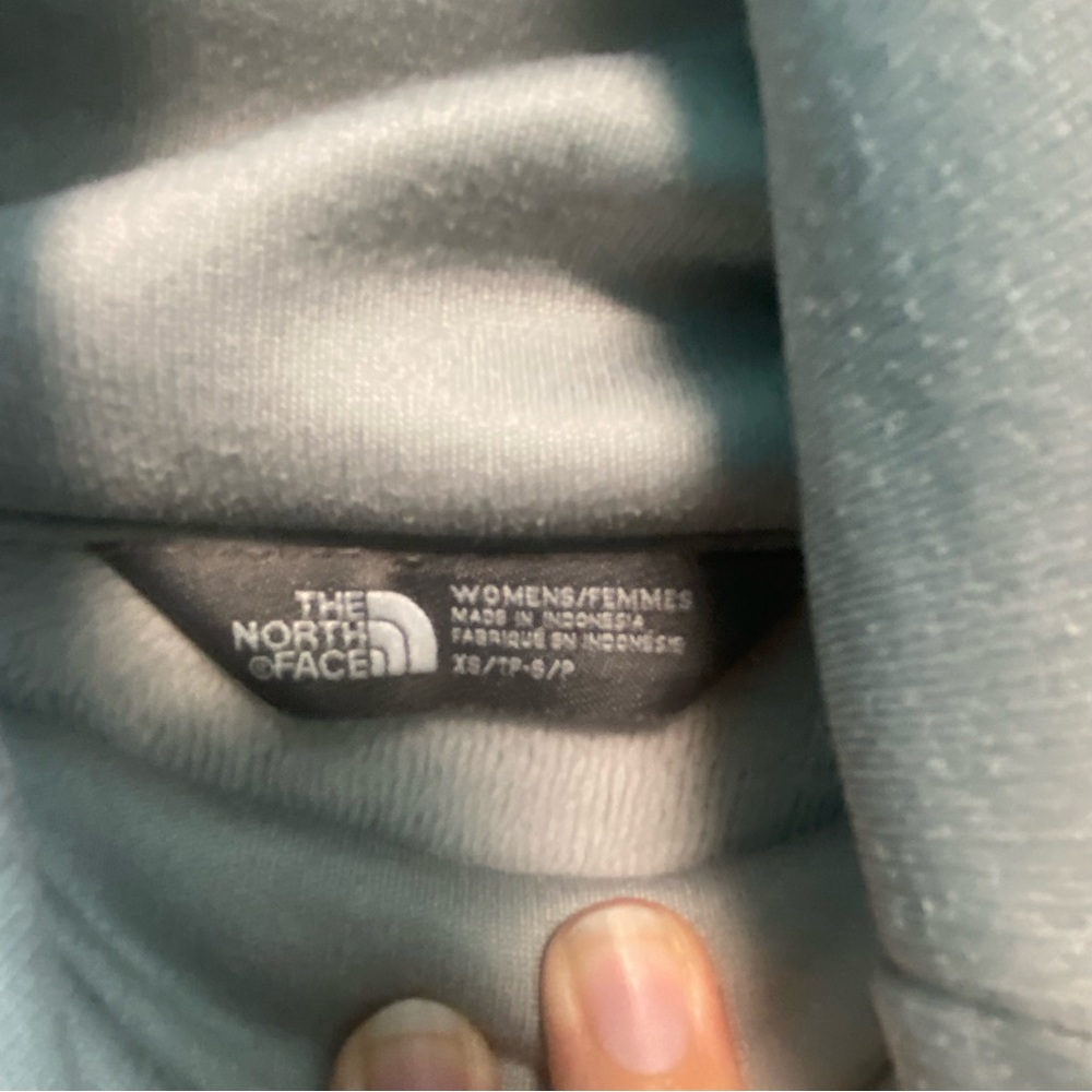 The North Face Ladies Canyon Flats Stretch Poncho XS - Picture 2 of 3